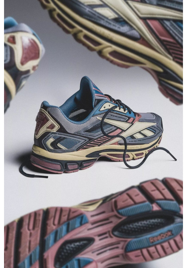 REEBOK LTD PREMIER ROAD ULTRA SOFT PINK