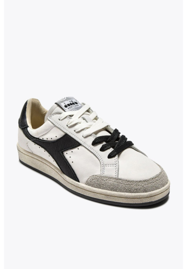DIADORA HERITAGE PRESTIGE USED WHITE BLACK
