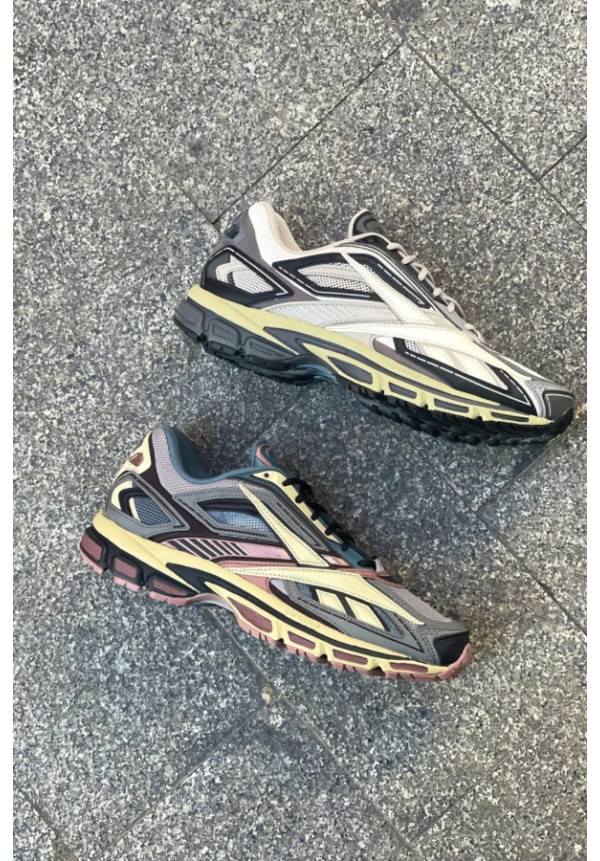 REEBOK LTD PREMIER ROAD ULTRA SOFT PINK
