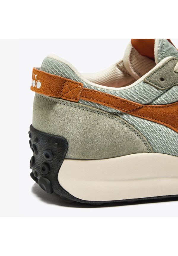 DIADORA RACE SUEDE SW DESERT SAGE/AUTUMN MAPLE