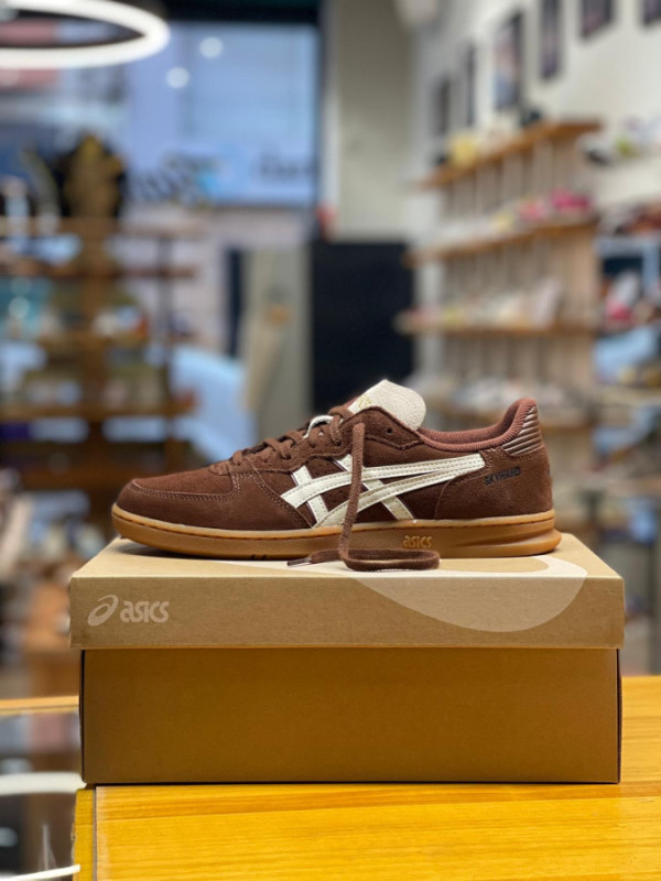 ASICS SKYHAND OG REDDISH BROWN OATMEAL