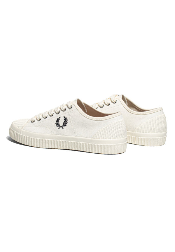 FRED PERRY HUGHES LOW LIGHT ECRU