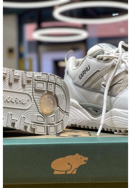 KARHU FUSION XC BLANC DE BLANC SILVER LINING