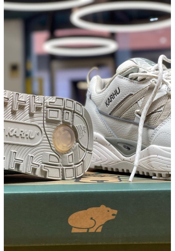 KARHU FUSION XC BLANC DE BLANC SILVER LINING