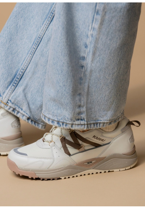 KARHU FUSION XC LILY WHITE PINE BARK