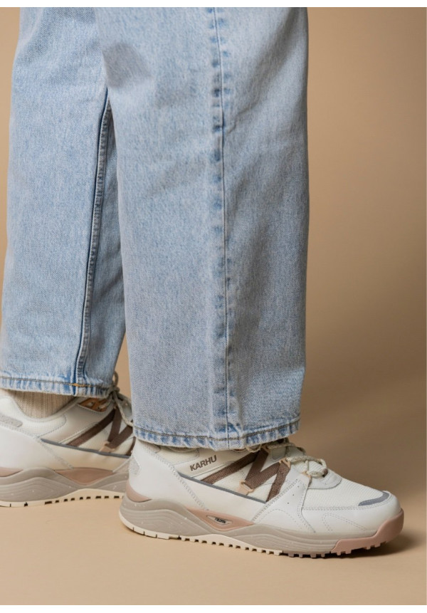 KARHU FUSION XC LILY WHITE PINE BARK