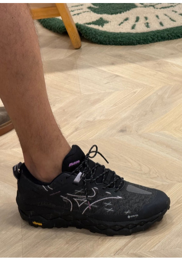 MIZUNO WAVE MUJIN LS GTX BLACK IRIS SPRING CROCUS