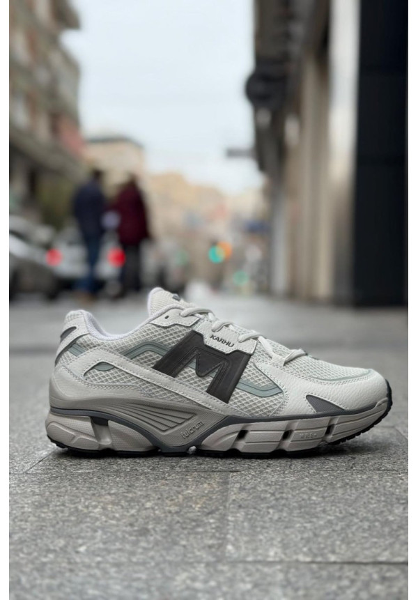 KARHU SUPER FULCRUM BLANC DE BLANC DARK GULL GRAY