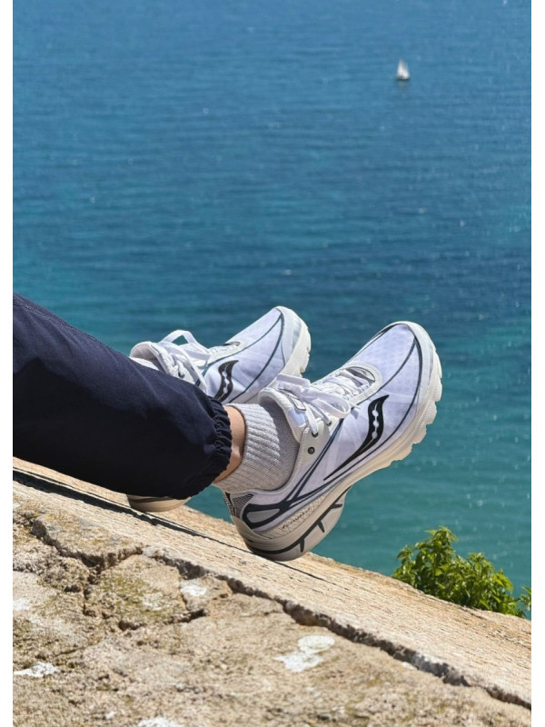 SAUCONY KINVARA 1 WHITE OFF WHITE