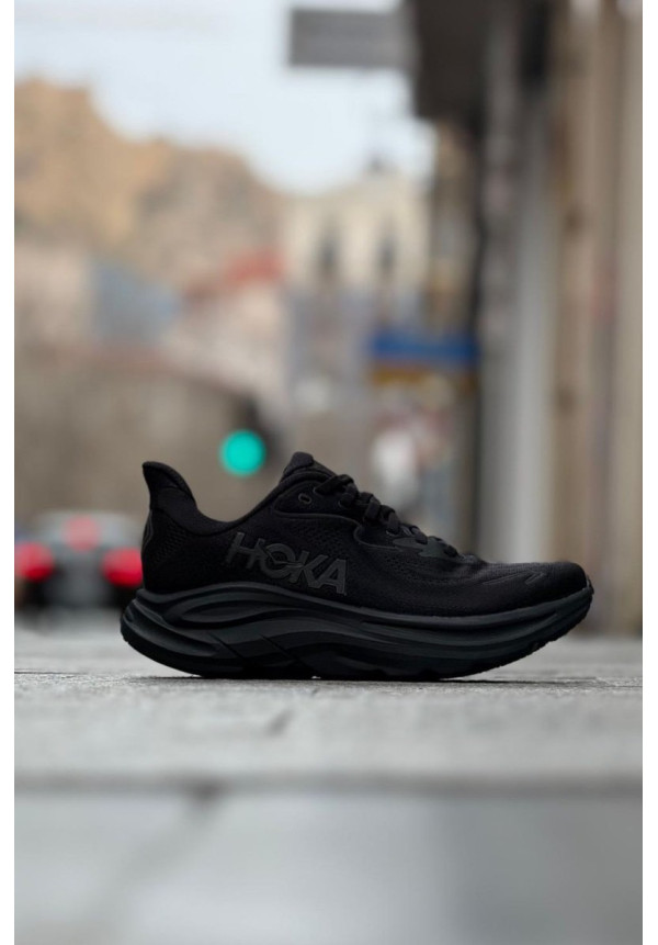 HOKA CLIFTON 10 BLACK