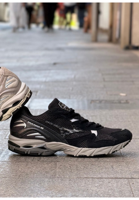 MIZUNO WAVE RIDER 10 SUEDE BLACK SAND BLACK HARBOR MIST