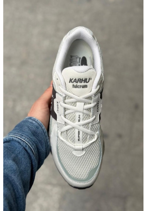 KARHU SUPER FULCRUM BLANC DE BLANC DARK GULL GRAY