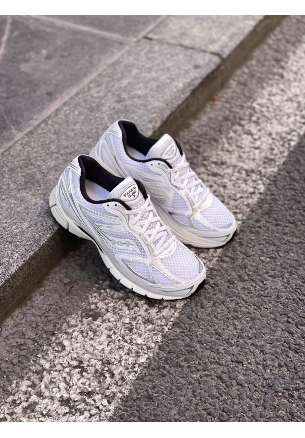 SAUCONY PROGRID GUIDE 7 WHITE BLACK